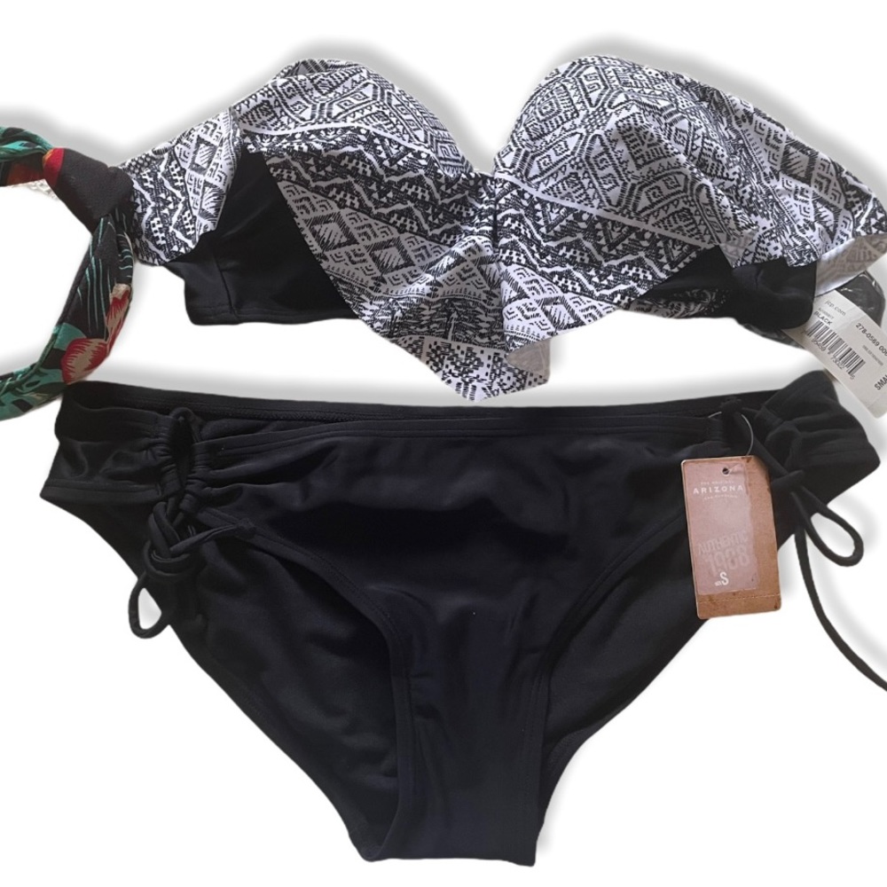 NWT Arizona 2 piece swimwear